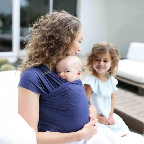 Ergobaby creates Aura: a new generation of baby wrap